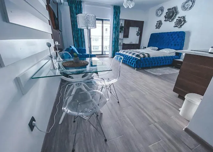 Mamaia Luxury Studio Apartment V