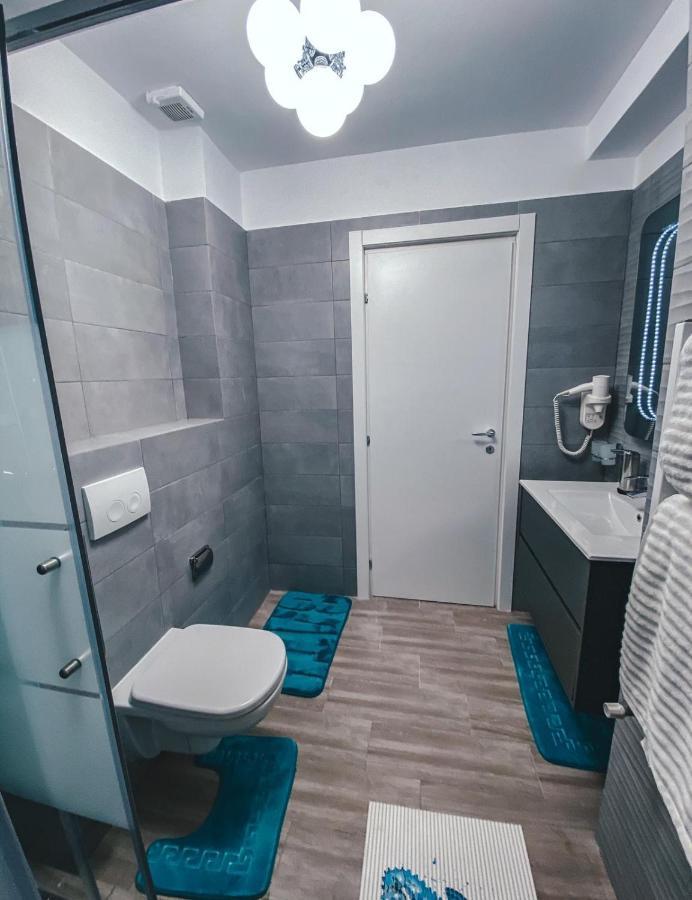Luxury Studio V Apartment