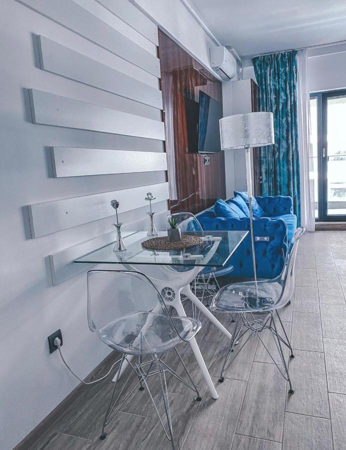 Apartment Luxury Studio V